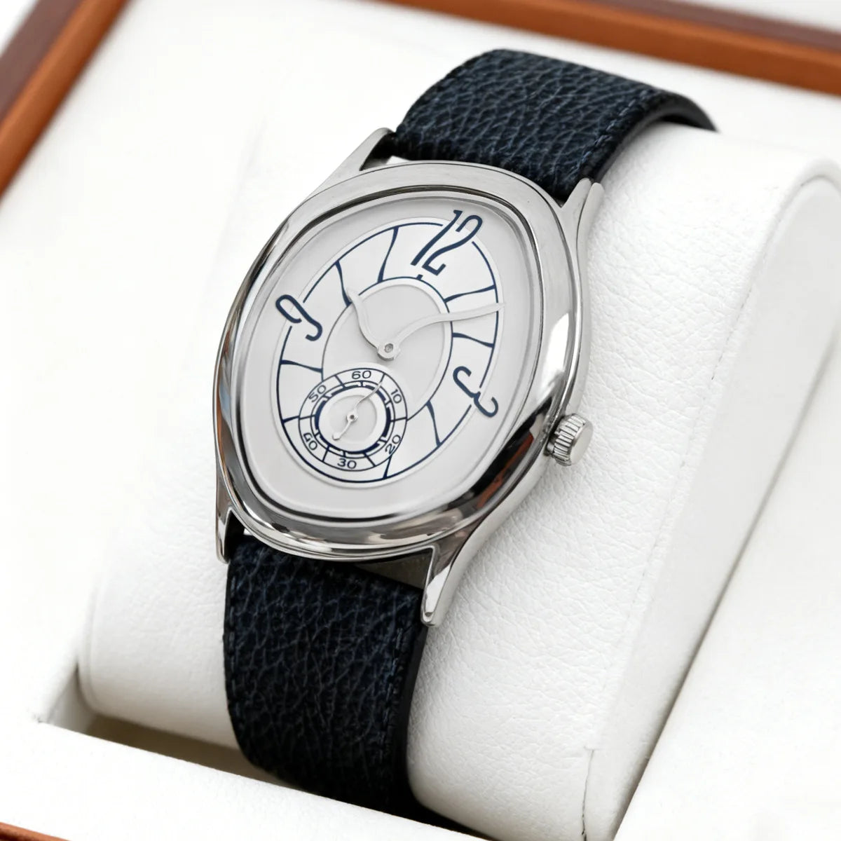 Reloj de pulsera con correa de cuero